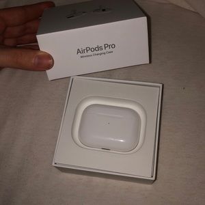 APPLE AIRPOD PROS
